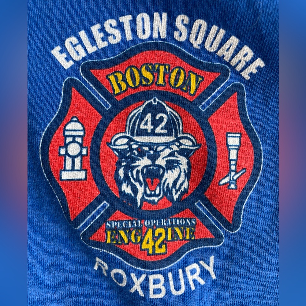 Firehouse Shirt Club September 2021 - Boston Fire Department Engine 42